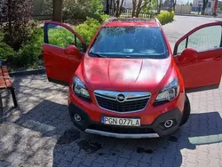 Czerwony Używany 2015 Opel Mokka Cosmo SUV | 41 000 zł (Uczciwa cena)