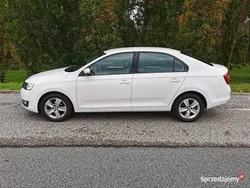 Biały Używany 2019 Skoda Rapid Hatchback | 37 000 zł (Uczciwa cena)