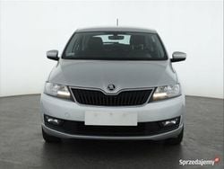 Srebrny Używany 2017 Skoda Rapid Hatchback | 38 499 zł (Uczciwa cena)