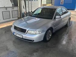 Używany 2000 Audi A4 | 2300 zł (Dość drogi)