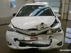 Biały Używany 2013 Toyota Yaris Hatchback | 8800 zł