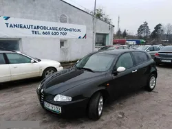 Czarny (metalik) Używany 2004 Alfa Romeo 147 Hatchback | 4199 zł