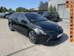 Czarny (metalik, perła) Używany 2022 Toyota Corolla Kombi | 75 900 zł