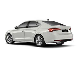 Biel candy niemetalizowany Nowe 2026 Skoda 105 Selection Sedan/Limuzyna | 147 100 zł