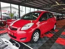 Czerwony Używany 2010 Toyota Yaris Hatchback | 14 900 zł (Dobra cena)