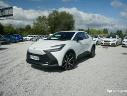 Biały Używany 2024 Toyota C-HR Style SUV | 129 000 zł (Drogi)