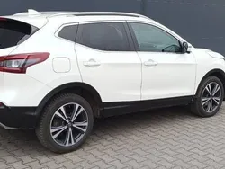 Biały Używany 2019 Nissan Qashqai N-Connecta SUV | 65 900 zł (Dobra cena)
