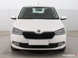 Biały Używany 2021 Skoda Fabia Kombi | 42 999 zł (Uczciwa cena)