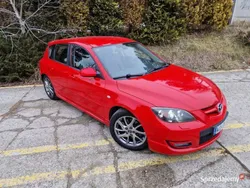 Czerwony Używany 2007 Mazda 3 Hatchback | 22 700 zł