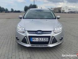 Srebrny Używany 2014 Ford Focus Titanium Kombi | 19 200 zł (Dobra cena)