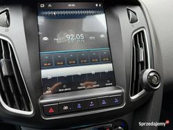 Srebrny (metalik) Używany 2012 Ford Focus Kombi | 19 900 zł (Uczciwa cena)