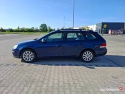 Niebieski Używany 2007 VW Golf V Kombi | 10 000 zł (Uczciwa cena)