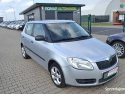 Srebrny Używany 2009 Skoda Fabia Hatchback | 11 900 zł (Uczciwa cena)