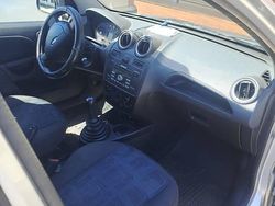 Używany 2008 Ford Fiesta Hatchback | 3200 zł (Dobra cena)