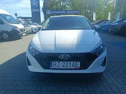 Biały Używany 2020 Hyundai i20 Hatchback | 48 900 zł (Uczciwa cena)