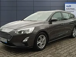 Szary Używany 2018 Ford Focus Trend Sedan/Limuzyna | 61 900 zł (Drogi)