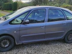 Używany 2005 Citroën Xsara Picasso Minivan | 2800 zł (Uczciwa cena)