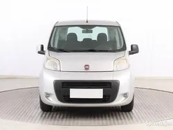Srebrny Używany 2014 Fiat Qubo Trekking Minivan | 16 999 zł