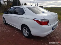 Biały Używany 2015 Citroën C-Elysee I Sedan/Limuzyna | 16 400 zł