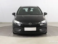 Czarny Używany 2017 Opel Astra Kombi | 29 999 zł (Uczciwa cena)