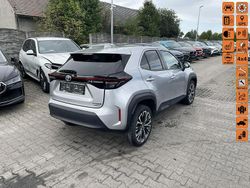 Biały Używany 2022 Toyota Yaris Hybrid SUV | 49 900 zł