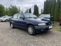 Niebieski ciemny Używany 2000 Opel Astra Sedan/Limuzyna | 1500 zł (Dobra cena)