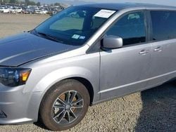 Szary Używany 2018 Dodge Grand Caravan Minivan | 64 000 zł (Dobra cena)