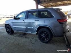 Srebrny Używany 2019 Jeep Grand Cherokee Laredo SUV | 54 500 zł