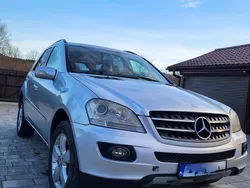 Srebrny Używany 2007 Mercedes ML420 SUV | 30 900 zł