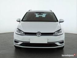 Biały Używany 2017 VW Golf VII Kombi | 54 999 zł (Uczciwa cena)