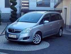Srebrny (metalik) Używany 2009 Opel Zafira Minivan | 14 900 zł (Uczciwa cena)