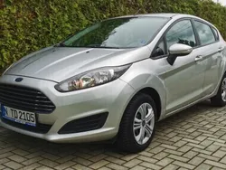 Srebrny Używany 2014 Ford Fiesta Hatchback | 23 600 zł (Uczciwa cena)