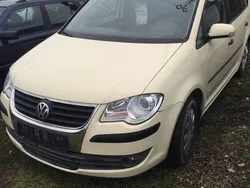 Beżowy Używany 2009 VW Touran Minivan | 12 800 zł (Super Cena)