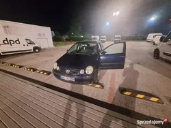 Granatowy Używany 2004 VW Polo Sedan/Limuzyna | 2000 zł (Uczciwa cena)