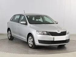 Srebrny Używany 2018 Skoda Rapid Hatchback | 29 999 zł (Uczciwa cena)