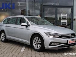 Używany 2022 VW Passat | 92 900 zł (Dość drogi)