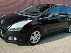 Czarny Używany 2010 Peugeot 5008 Minivan | 22 500 zł (Uczciwa cena)