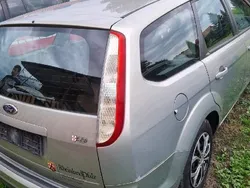 Srebrny Używany 2008 Ford Focus Sedan/Limuzyna | 9500 zł (Dobra cena)