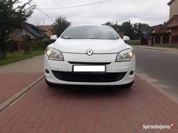 Biały Używany 2009 Renault Mégane III Hatchback | 12 400 zł (Uczciwa cena)