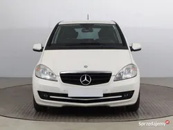 Biały Używany 2009 Mercedes A160 Hatchback | 15 999 zł (Uczciwa cena)