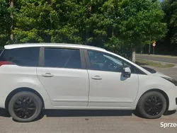 Biały Używany 2015 Peugeot 5008 Minivan | 18 000 zł