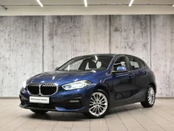 Niebieski phytonic metalizowany Używany 2021 BMW 118 Advantage Hatchback | 87 800 zł (Uczciwa cena)