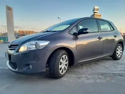 Szary Używany 2013 Toyota Auris Hatchback | 26 500 zł (Dobra cena)