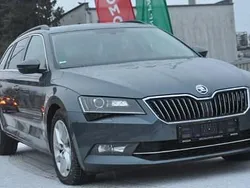 Inny kolor Używany 2018 Skoda Superb Kombi | 61 500 zł (Dobra cena)