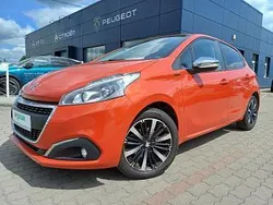 Używany 2019 Peugeot 208 Signature Sky Hatchback | 39 990 zł (Uczciwa cena)