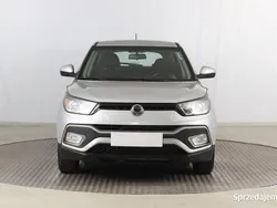 Srebrny Używany 2017 Ssangyong XLV SUV | 34 999 zł
