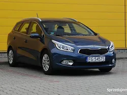 Granatowy Używany 2013 Kia Ceed Kombi | 28 400 zł (Uczciwa cena)