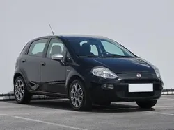 Czarny Używany 2014 Fiat Punto Hatchback | 15 999 zł (Uczciwa cena)