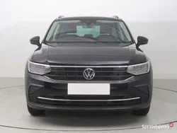 Czarny Używany 2020 VW Tiguan SUV | 101 999 zł (Uczciwa cena)
