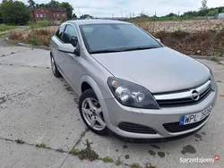 Złoty Używany 2008 Opel Astra GTC Coupe | 7999 zł (Dobra cena)